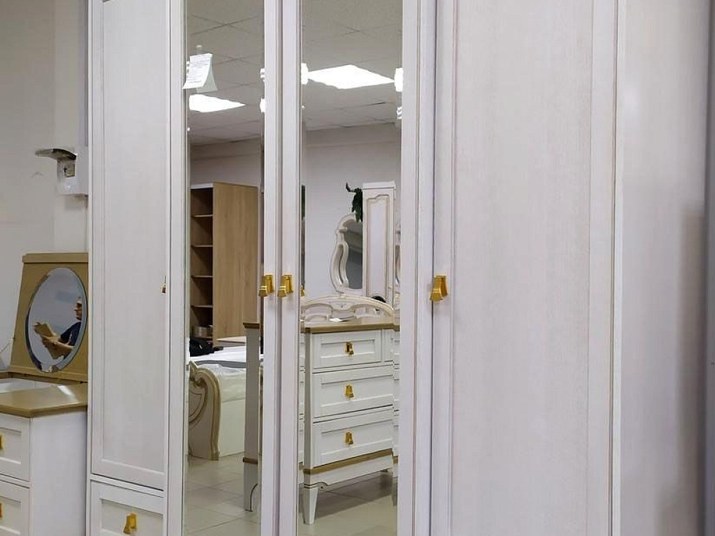 Тельма Белая